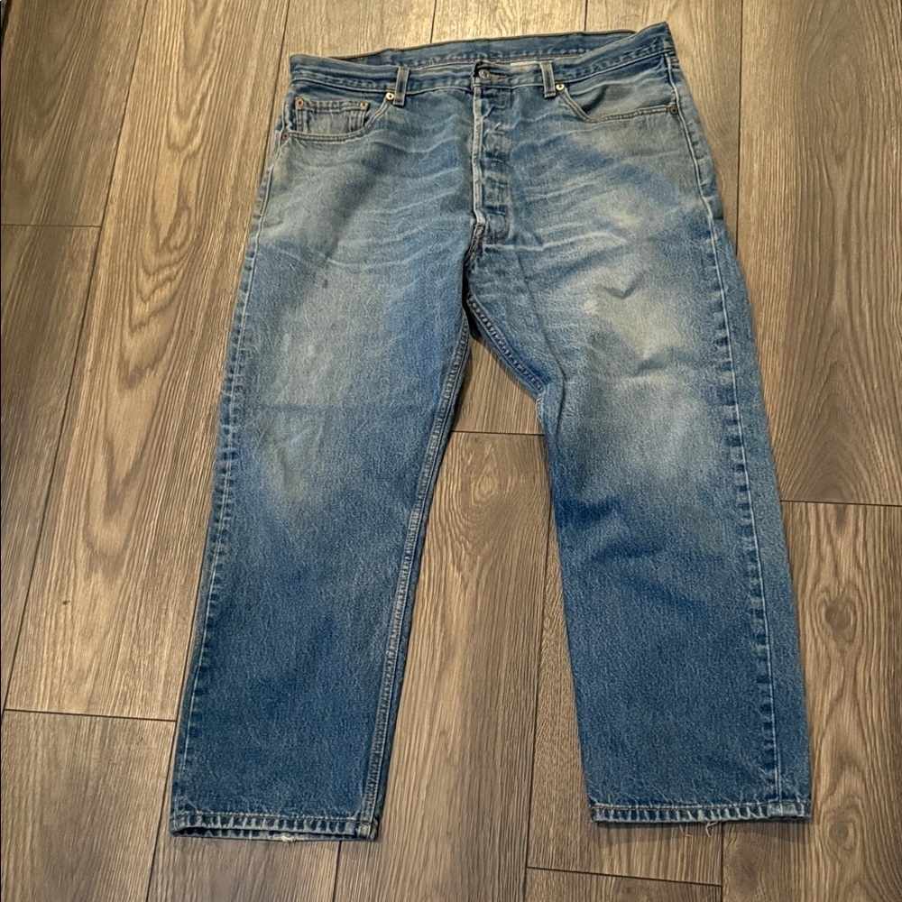 Vintage 2006 Levi's 501 jeans